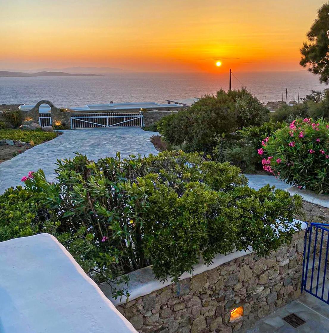 Villa Delos Sunset View Mykonos Town Exterior photo